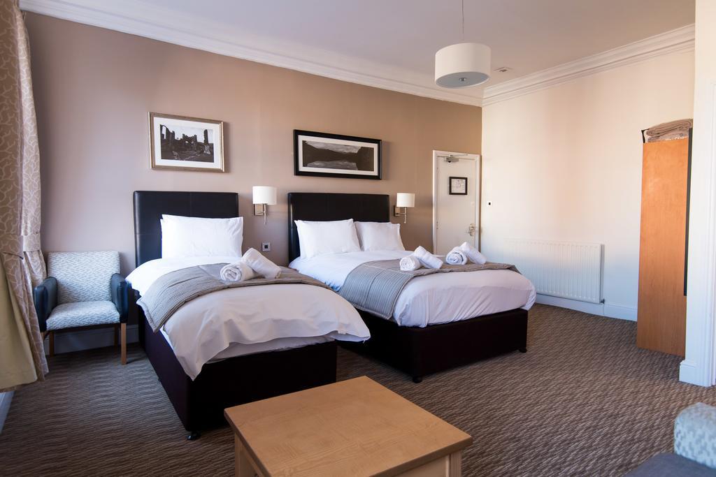 The Wellington Hotel Brecon Ngoại thất bức ảnh